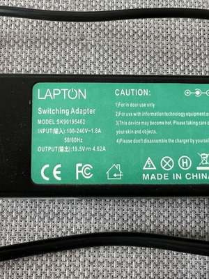 Lapton AC/DC Adapter for Laptop like new, compatible with Dell