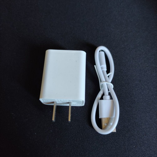 US Charger with Micro USB Cable new, model BQ-020