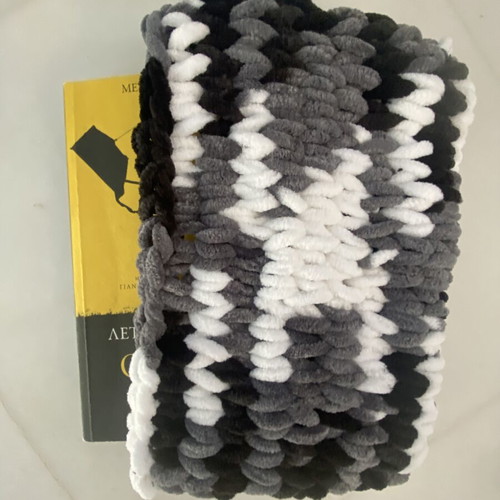 Handmade knitted book cover like new