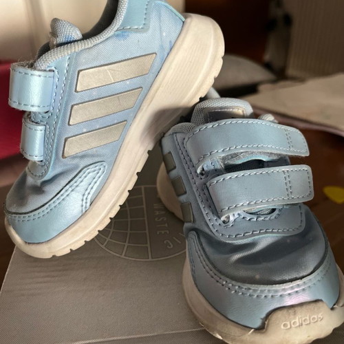 Adidas kids sports shoes size 21 used, light blue with mermaid effect