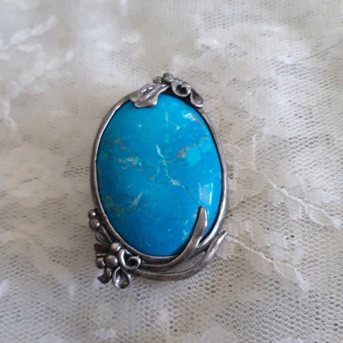 Vintage pin used with turquoise stone