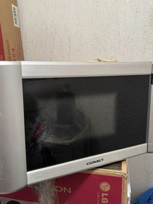 Comet MW0200 microwave oven, 20L, 800W, grill 1100W