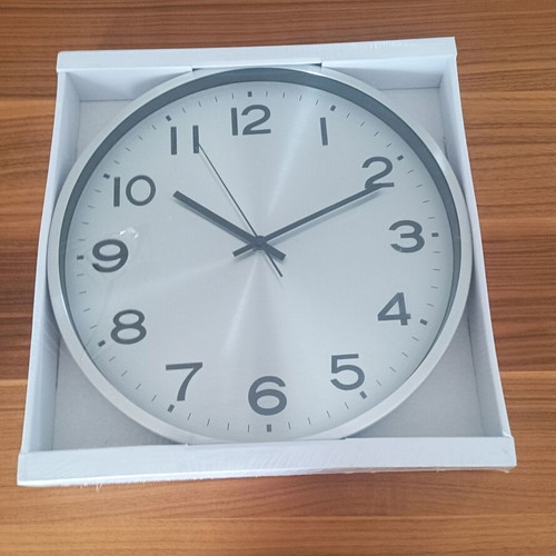 Sentio Wall Clock 35x35cm new, analog