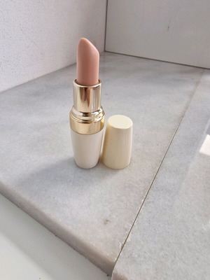 Lip Balm Avon ενυδατικό κραγιόν σαν καινούργιο με spf15