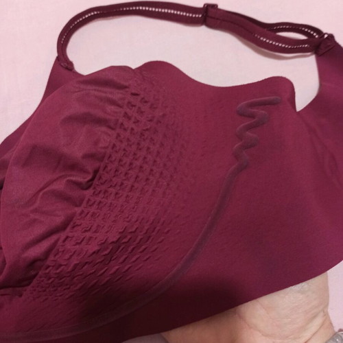Sloggi Adapt Me bra burgundy like new, size Large, wireless