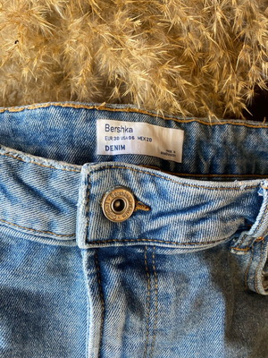 Bershka denim short skirt used, size M 38