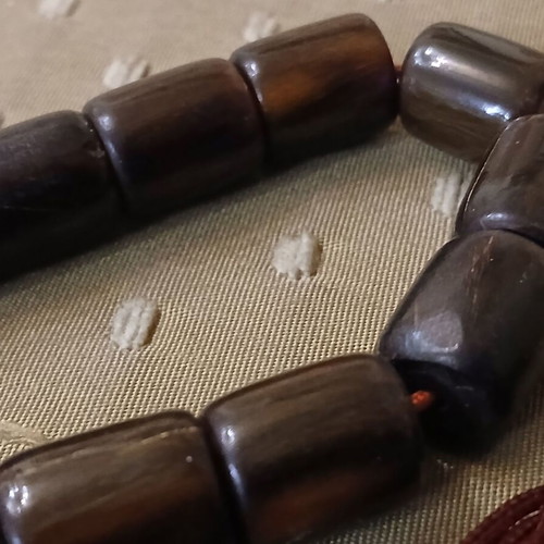 Worry beads horn of bovine used with metal elements and tassel