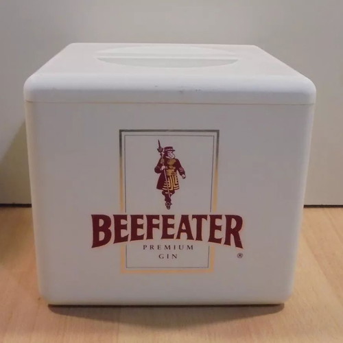 Beefeater Gin old plastic promotional ice bucket used