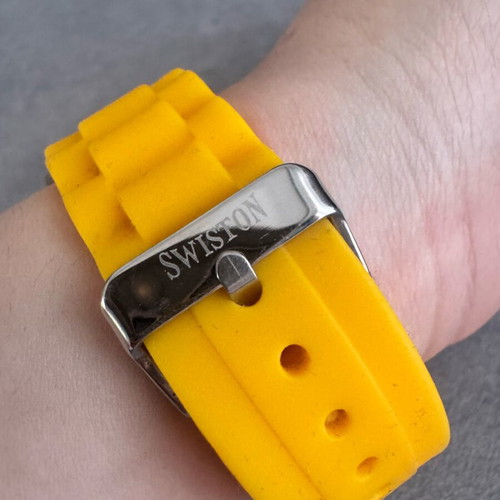 Swiston SW-9004M yellow quartz watch like new unisex