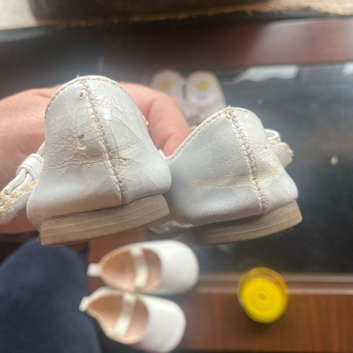 Baby shoes used, size 15-16