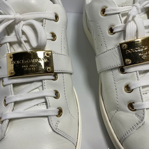 Dolce & Gabbana men leather sneakers like new, size 43