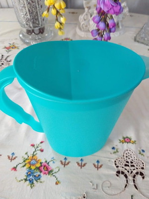 Κανάτα νερού Tupperware 2,2 λίτρα καινούργια