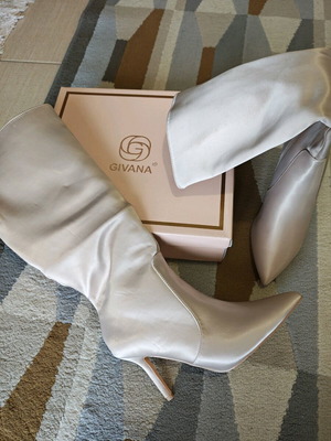 Satin boots new, cream color, size 39