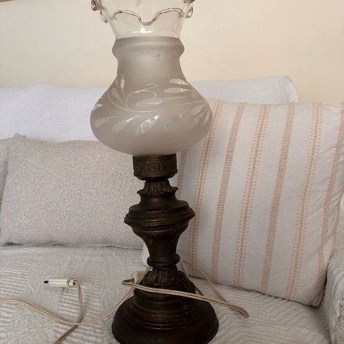 Vintage brass table lamp with embossed glass shade used, non-functional
