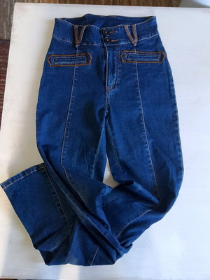 Somedays Lovin bell-bottom jeans size 27 like new, blue
