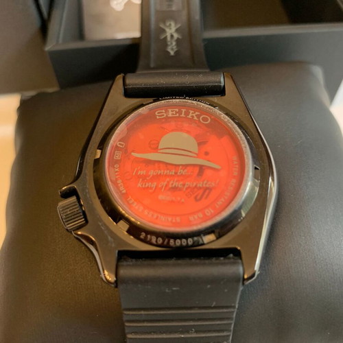 Seiko 5 x One Piece Luffy Limited Edition SRPH65K1F like new