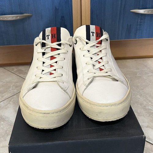 Tommy Hilfiger sneakers size 42, white