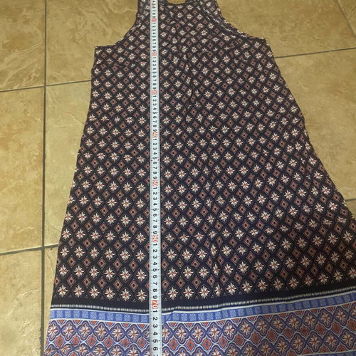 Dress like new, worn very little, size M, multicolored