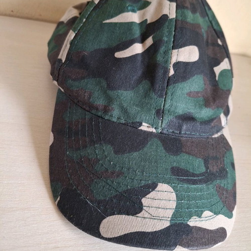Camouflage hat like new, multicolor, size 59