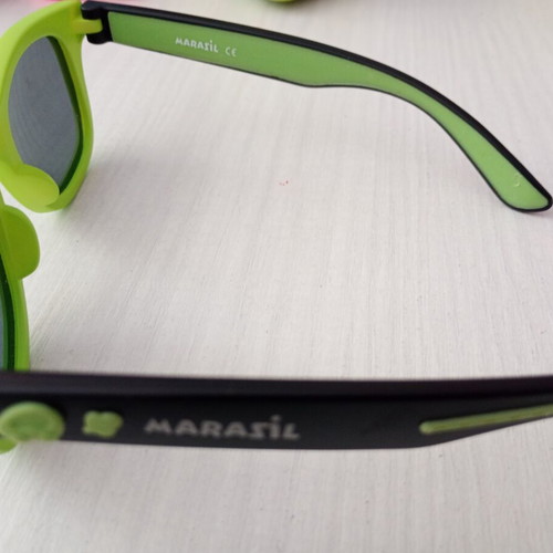 Marasil MR436 children's green butterfly sunglasses with case