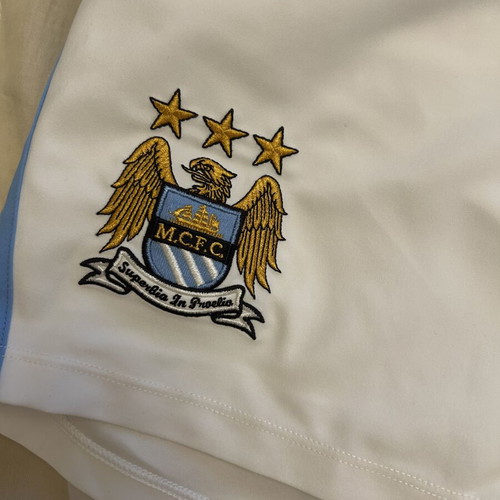 Manchester City Umbro Vintage Shorts like new, official product