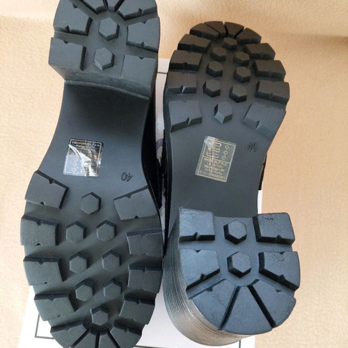 Loafers-style pumps new, size 40, black