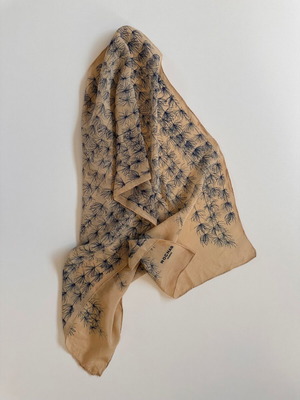 Rochas silk scarf in perfect condition