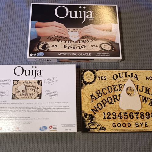 Classic Ouija Board game Hasbro Gaming