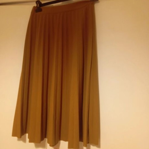 Celestino midi skirt like new, brown, size S/M
