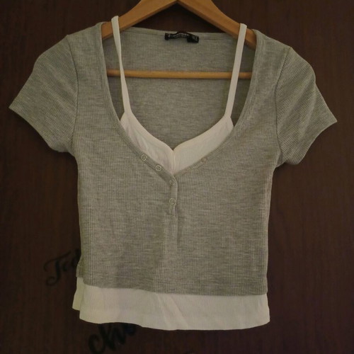 Stradivarious blouse like new with unique design, size S