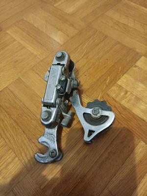 Bicycle derailleur silver used