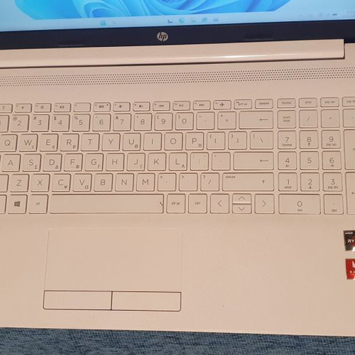 HP 15-db1019nv laptop Ryzen 5, 16GB RAM, 250GB Samsung SSD, Full HD