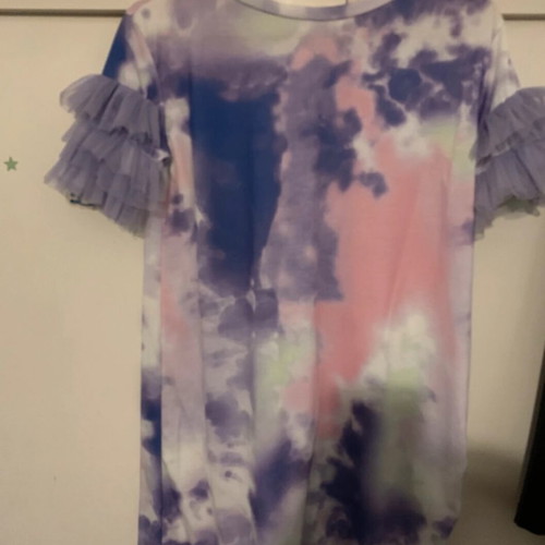 Little Mistress dress like new, multicolored with impressive sleeves