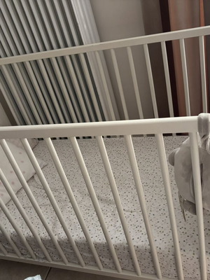 Children's cot lightly used