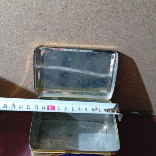 Kalmalini metal box, old