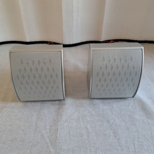 Speakers new, 3W 8Ω, set of two, 11x9x9 cm