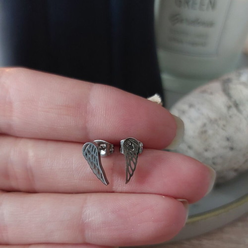 Earrings new, silver color