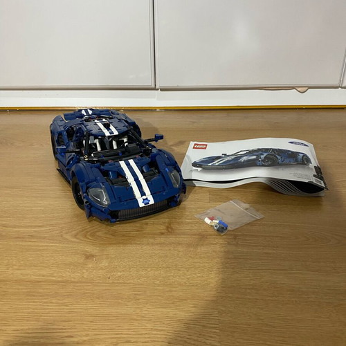 Lego Ford GT 2022 42154 used with instructions and extra pieces