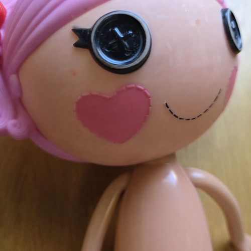 Lalaloopsy Queenie Red Heart Doll used, rare collectible 33cm