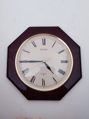 Seiko ρολόι τοίχου με λατινικούς αριθμούς σαν καινούργιο
