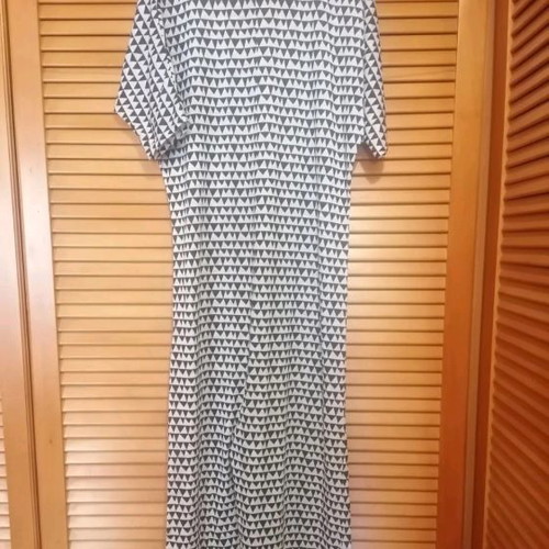 Tag Modest Clothing long black and white geometric dress used