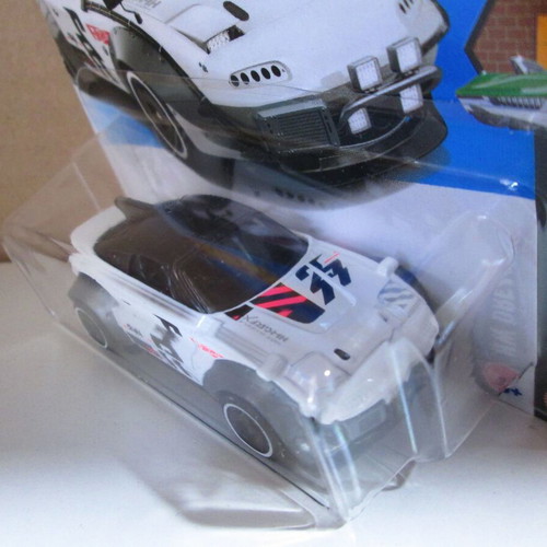 Mazda MX-5 Miata Hot Wheels new