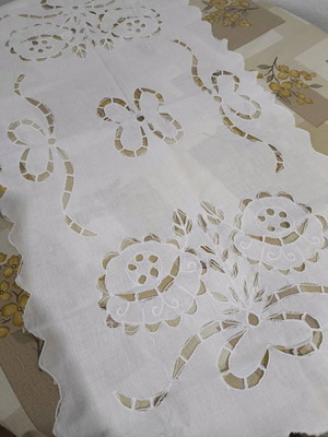 White doily new