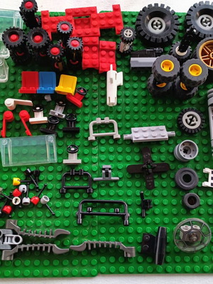 Lego ρόδες και κομμάτια αυτοκινήτου 2