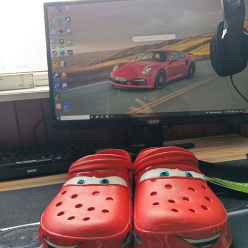 Crocs x Cars Lightning McQueen slippers new, size 46