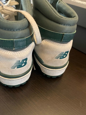 New Balance 650 athletic shoes like new, size 40, green