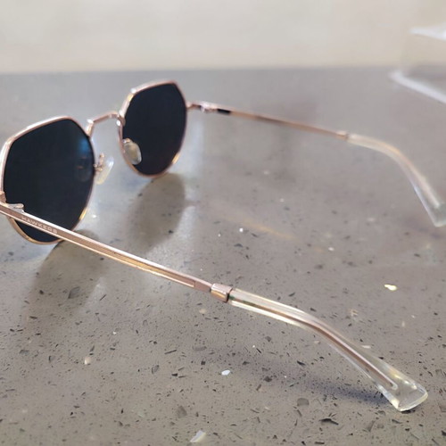 Hawkers unisex sunglasses used, rose gold