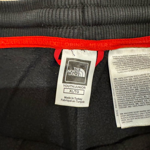 The North Face boys' shorts XL like new, black