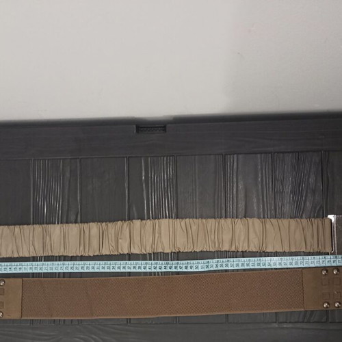 Set of 2 women's elastic beige belts like new