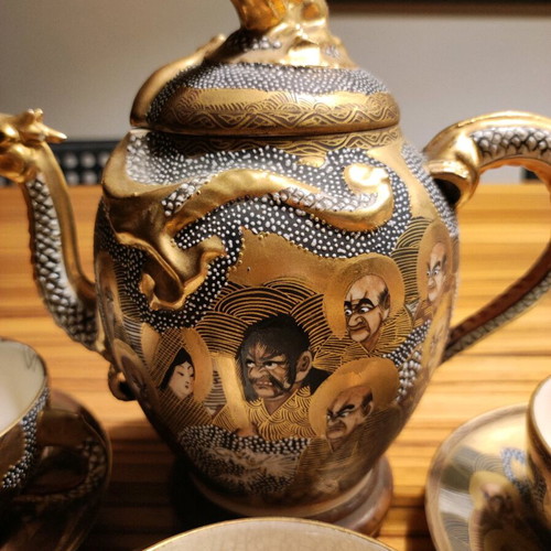 Japanese Satsuma tea set like new